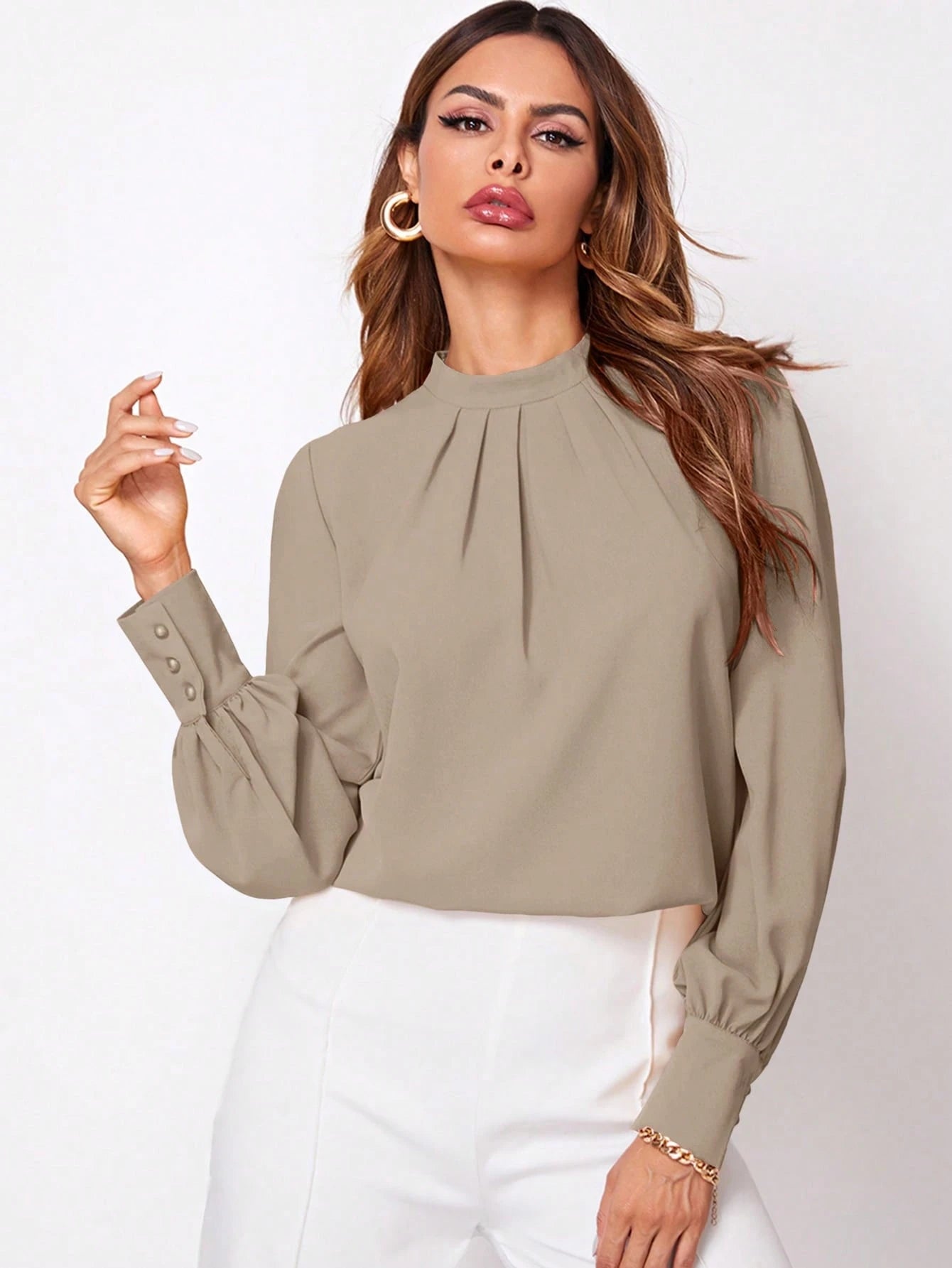 SHEIN Frenchy Top de pescoço franzido com botão
