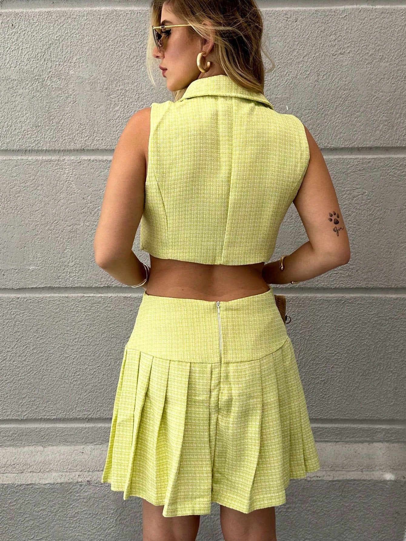 Vendedor IndicadoSHEIN EMILI CONJUNTO COLEGE CROPPED E SAIA COLEGIAL PREGAS