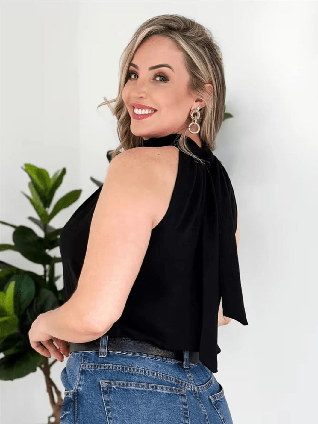 Vendedor Indicado
REGATA BLUSA GOLA ALTA DUNA FRANZIDO LANÇAMENTO