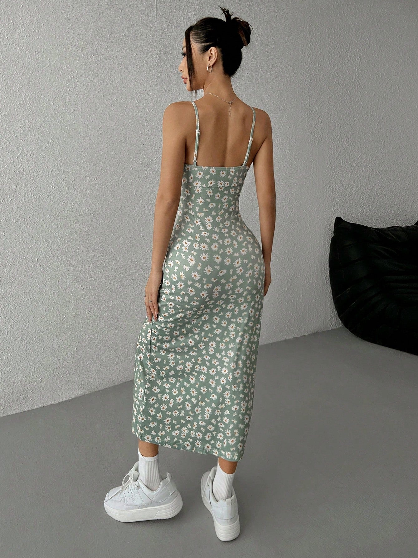 VESTIDO
Vestido verão;
Vestido verao;
Verão 2025;
Verão;
Vestido floral;
Vestido colorido;
Vestido baby look;
Vestido para festa de aniversário;
Vestido para casamento;
Vestido para formatura
Vestido curto;
Vestido longo;
Vestido leve;
Vestido festa;
Vestido de alça;
Vestido;
Vestido branco;
Vestido preto;