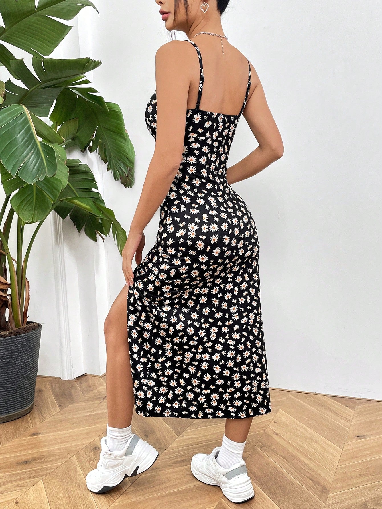 VESTIDO
Vestido verão;
Vestido verao;
Verão 2025;
Verão;
Vestido floral;
Vestido colorido;
Vestido baby look;
Vestido para festa de aniversário;
Vestido para casamento;
Vestido para formatura
Vestido curto;
Vestido longo;
Vestido leve;
Vestido festa;
Vestido de alça;
Vestido;
Vestido branco;
Vestido preto;