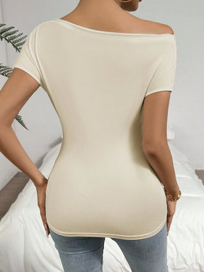 Firerie Camiseta Sólida com Gola Assimétrica e Babados Para o Verão