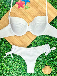 Vendedor Indicado
Biquini Feminino Top Meia Taça Retro Texturizado Calcinha de Amarrar Asa Delta Fio Duplo Biquini da Moda