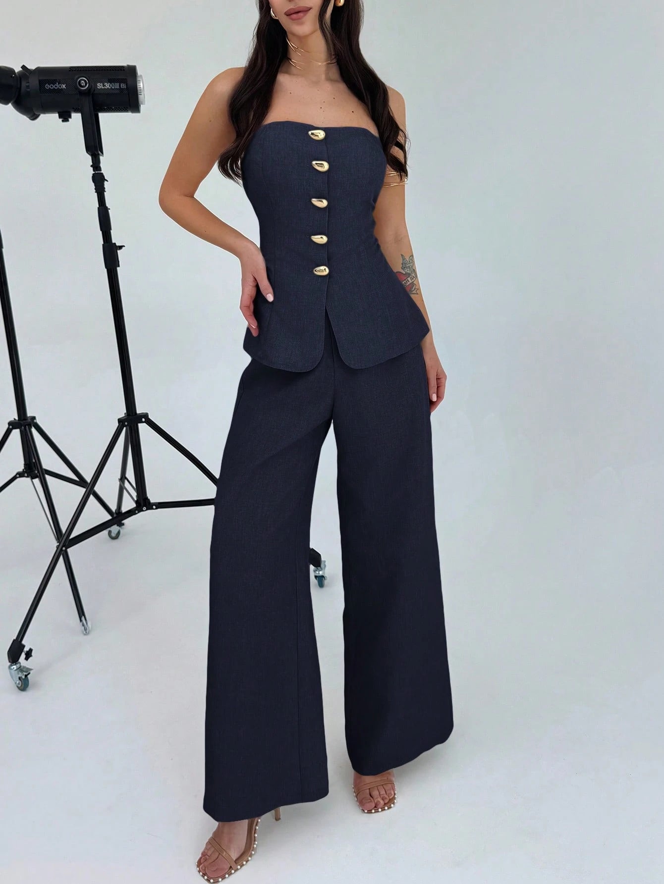 Firerie Conjunto de 2 Peças para Mulheres Minimalista Elegante, Top Bandeau com Botão de Metal e Calça de Perna Larga de Cintura Alta em Cáqui, Adequado para Escritório, Lazer, Férias