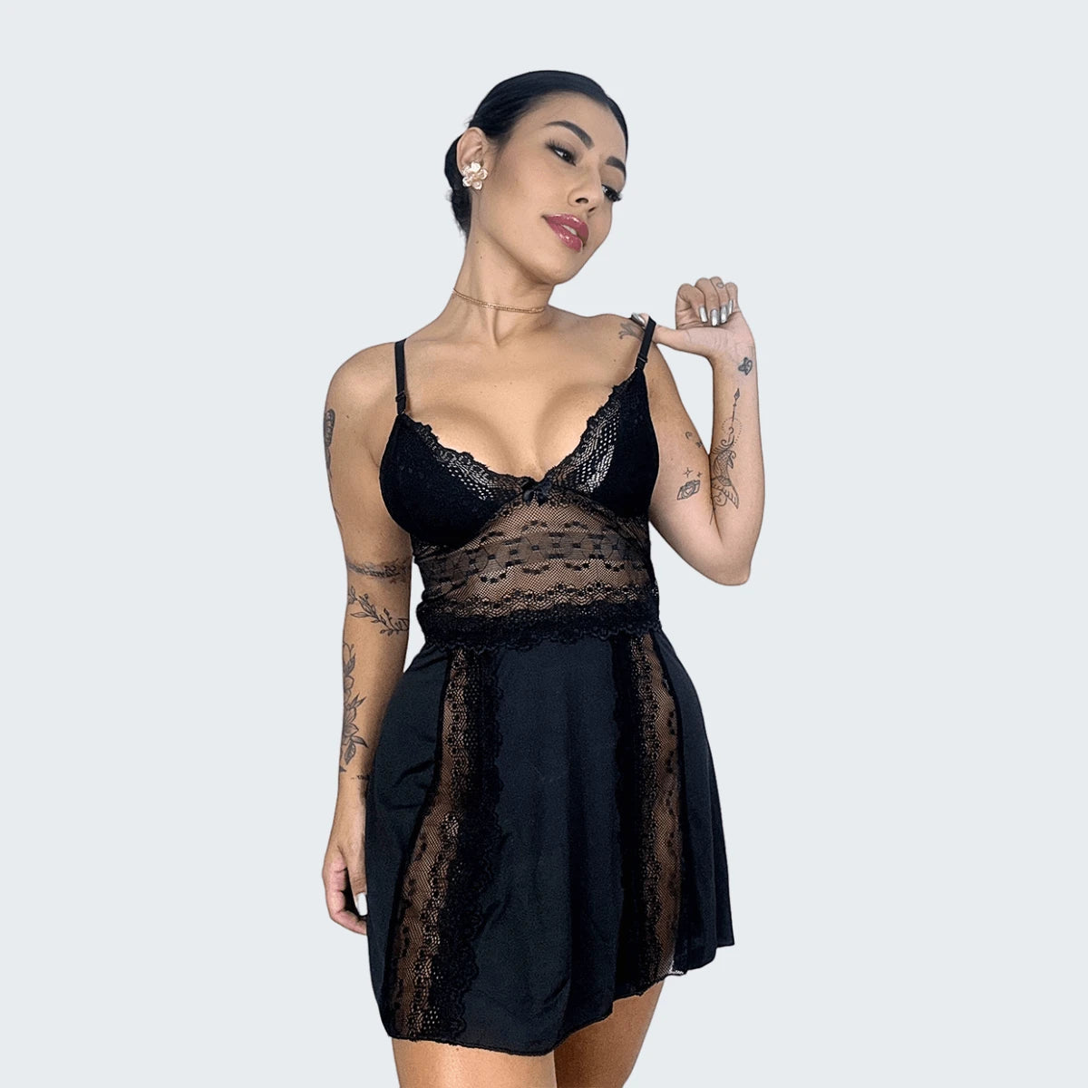 Vendedor Indicado
Camisola Sensual Alexis com Renda e Alça Cruzando as Costas