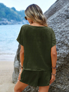 Conjuntos Femininos
 Conjunto Saia e Blusa
  Conjunto Cropped e Saia
 Conjunto de Duas Peças
 Conjunto Casual Feminino
 Conjunto Elegante
 Conjunto para Festa
Conjunto de Shorts e Top
  Conjunto de Tricô
 Conjunto de Verão Feminino
 Conjunto de Inverno Feminino
 Conjunto Plus Size
 Conjunto de Roupa de Praia
 Conjunto de Roupa Esportiva Feminina
Conjunto com Estampa Floral
Moda femenina
Verão2025
Moda
Estilo
Verao
Verão2025
Verão
Conjuntos de verao