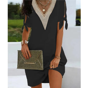 Vestido Feminino com Gola Detalhada Ana