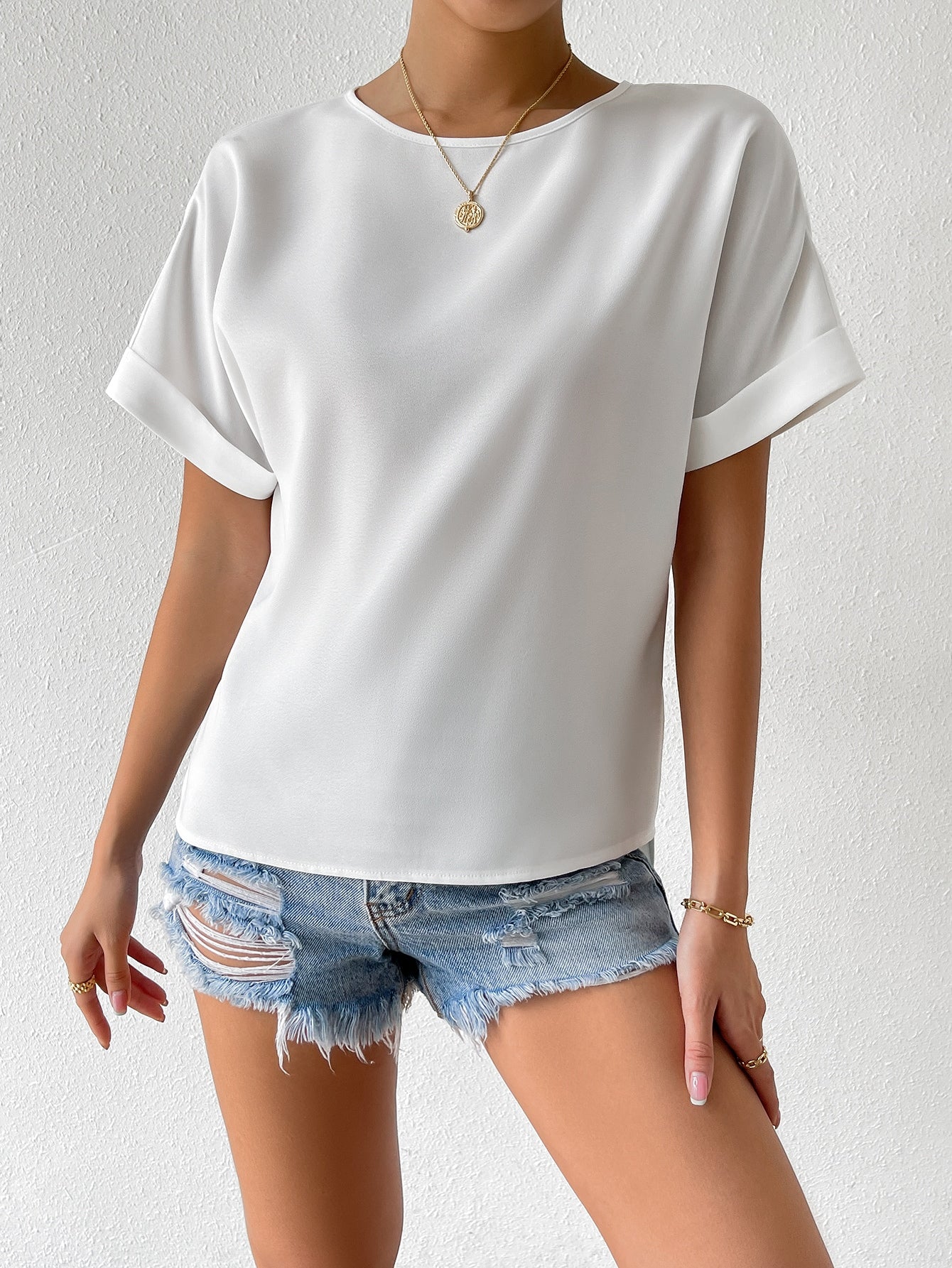 Blusa curta;
Blusa de ombro;
Blusa verão
Blusa verao;
Blusa de botão
Blusa de gola;
Blusa floral;
Blusa branca;
Blusa preta;
Blusa de aniversário;
Blusa de festa;
Blusa de formatura;
Blusa de alça;
Blusa de amarração
Cropped;
Blusa lara;
Blusa justa;
Verão;
Verão 2025;
Moda feminina;
Blusa de botão;
Camisa;