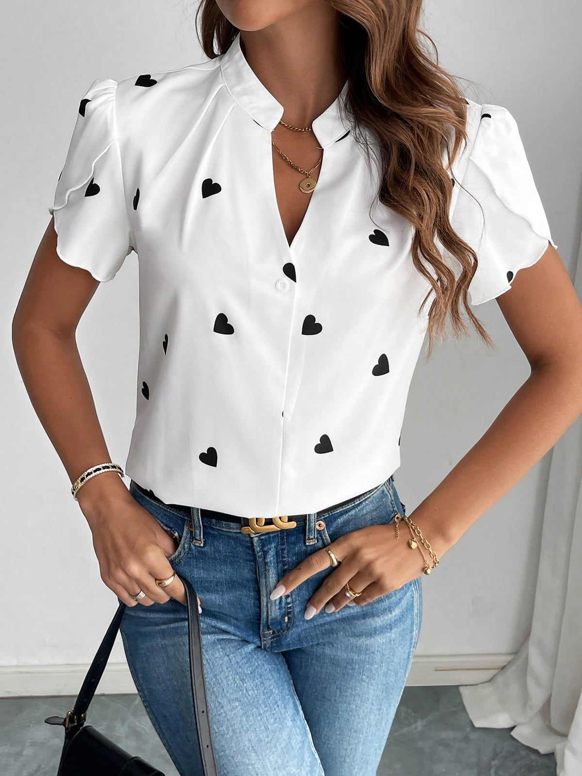 Blusa curta;
Blusa de ombro;
Blusa verão
Blusa verao;
Blusa de botão
Blusa de gola;
Blusa floral;
Blusa branca;
Blusa preta;
Blusa de aniversário;
Blusa de festa;
Blusa de formatura;
Blusa de alça;
Blusa de amarração
Cropped;
Blusa lara;
Blusa justa;
Verão;
Verão 2025;
Moda feminina;
Blusa de botão;
Camisa;