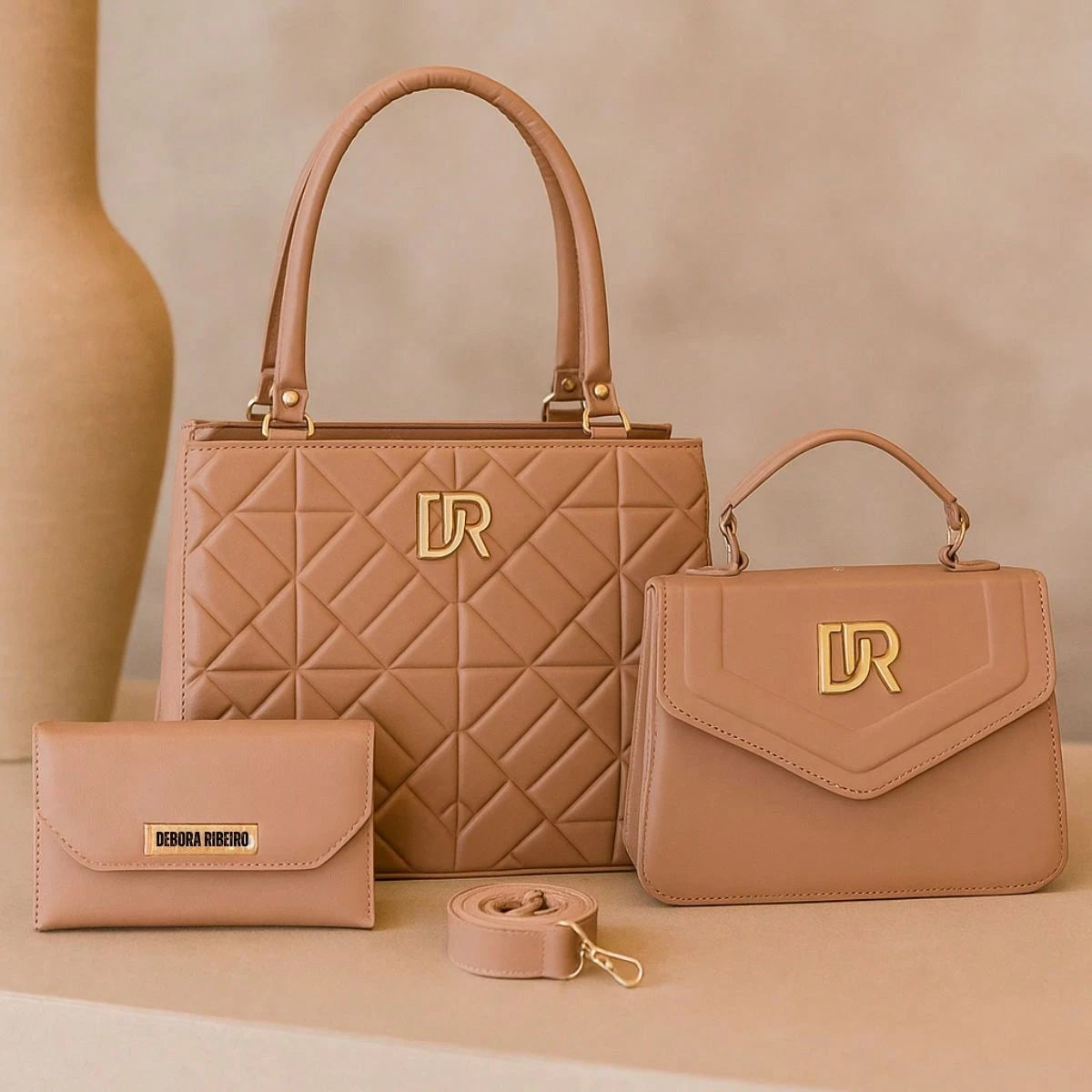 Kit Bolsa Feminina Transversal Alça Regulavel + Bolsa Pequena De Ombro + Carteira , praticidade, qualidade