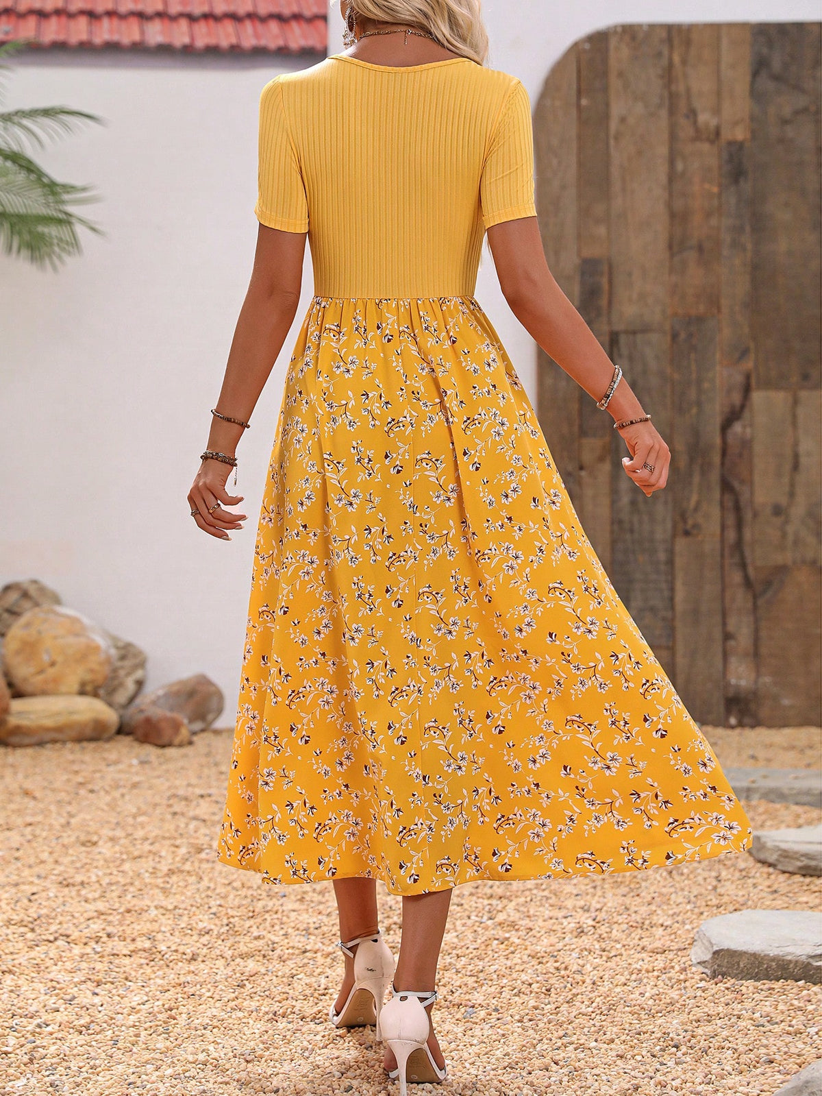 VESTIDO
Vestido verão;
Vestido verao;
Verão 2025;
Verão;
Vestido floral;
Vestido colorido;
Vestido baby look;
Vestido para festa de aniversário;
Vestido para casamento;
Vestido para formatura
Vestido curto;
Vestido longo;
Vestido leve;
Vestido festa;
Vestido de alça;
Vestido;
Vestido branco;
Vestido preto;